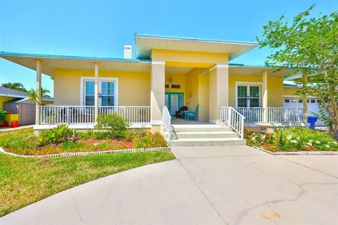 732 Kingston Court Apollo Beach FL 33572