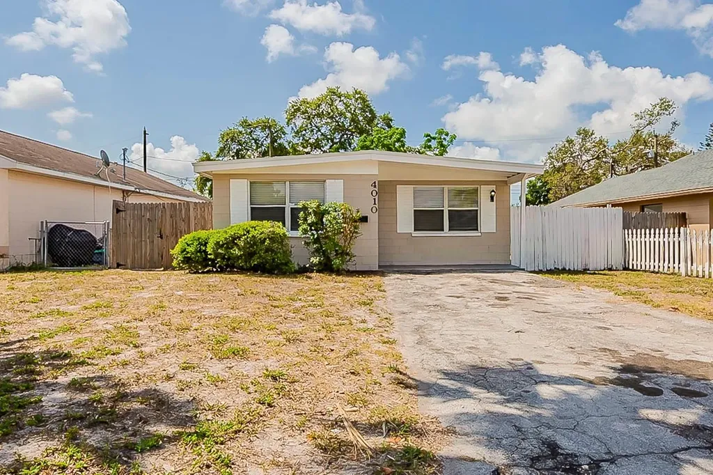 4010 Emerson Avenue S St Petersburg FL 33711