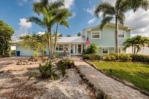 8723 Thornwood Lane Tampa FL 33615