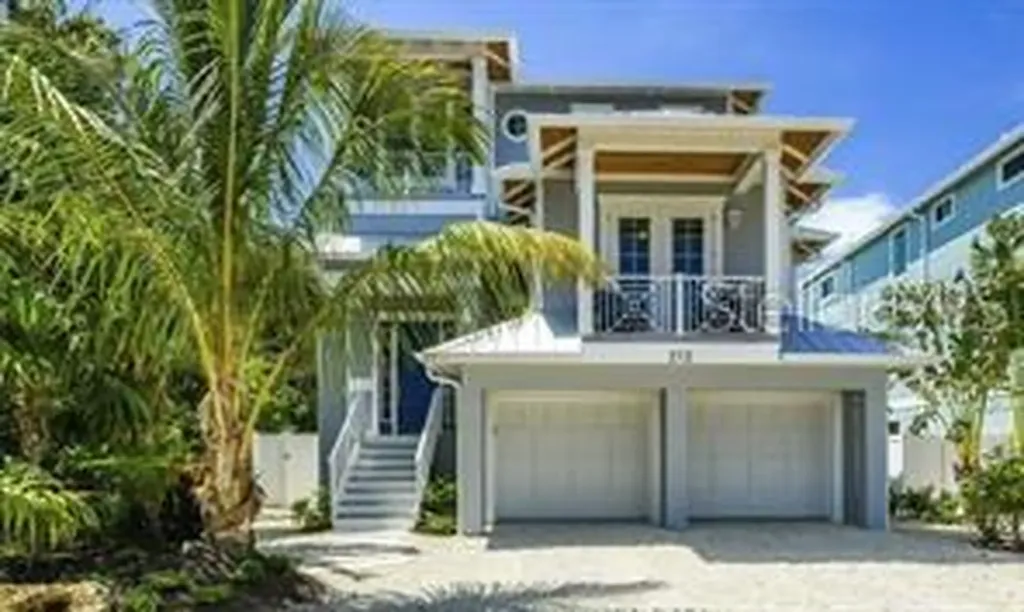 212 Spring Avenue Anna Maria FL 34216