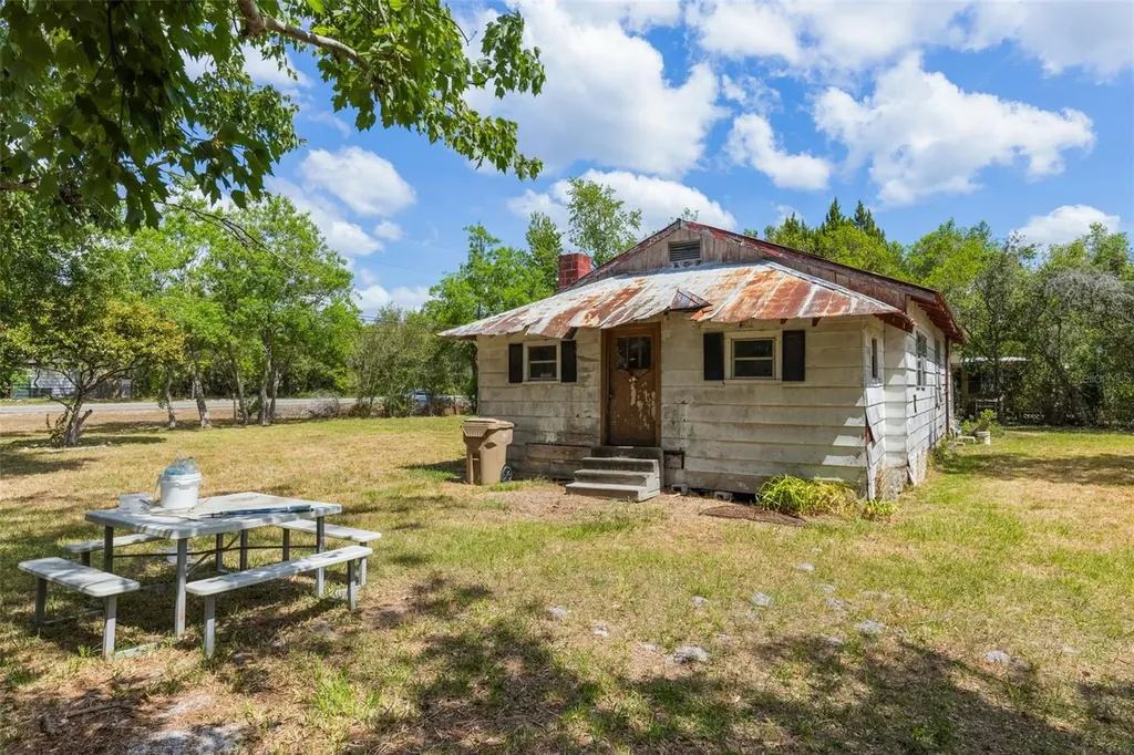 47730 State Road 19 Altoona FL 32702