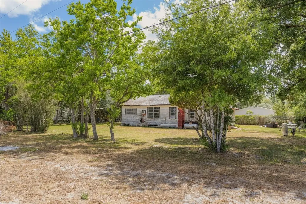 47730 State Road 19 Altoona FL 32702