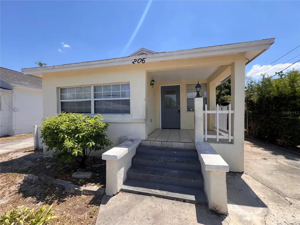 206 W 9th Street Lakeland FL 33805
