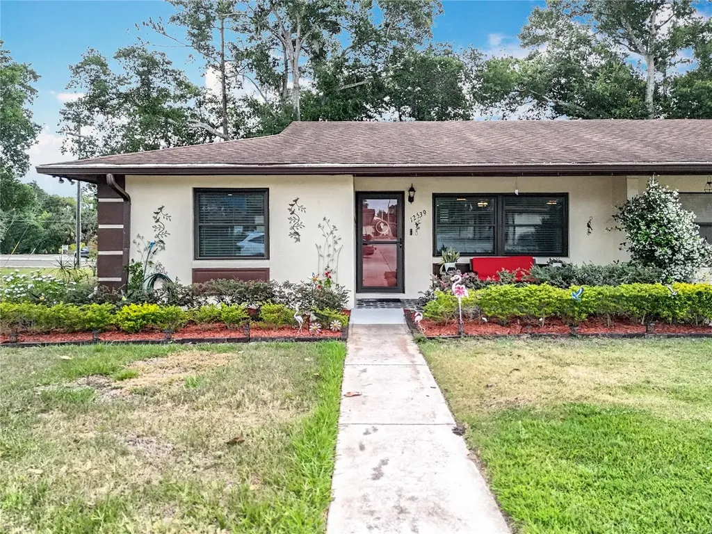 12539 Orangewood Court Tavares FL 32778