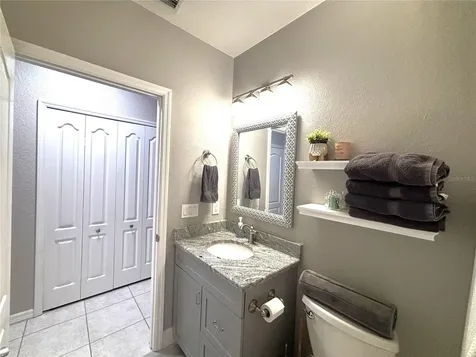 1759 Fountain View Circle Venice FL 34292
