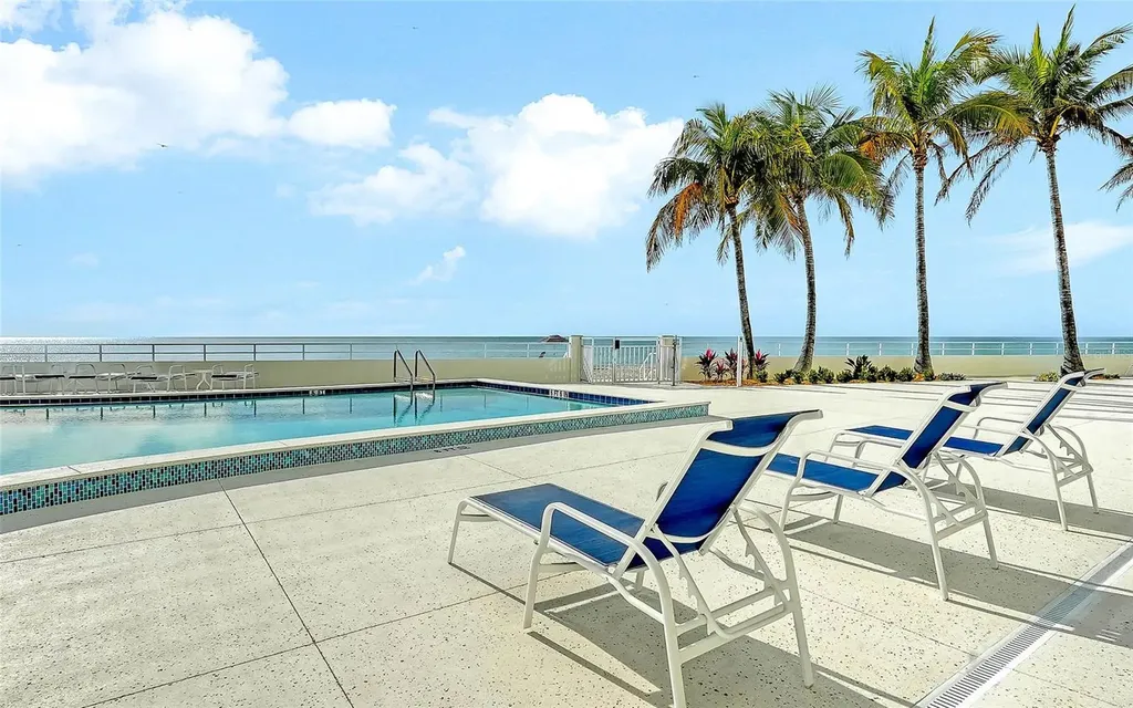 1750 Benjamin Franklin Drive Sarasota FL 34236