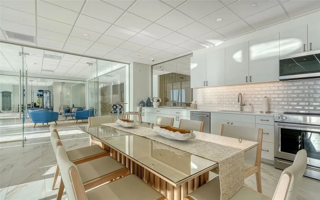 1750 Benjamin Franklin Drive Sarasota FL 34236