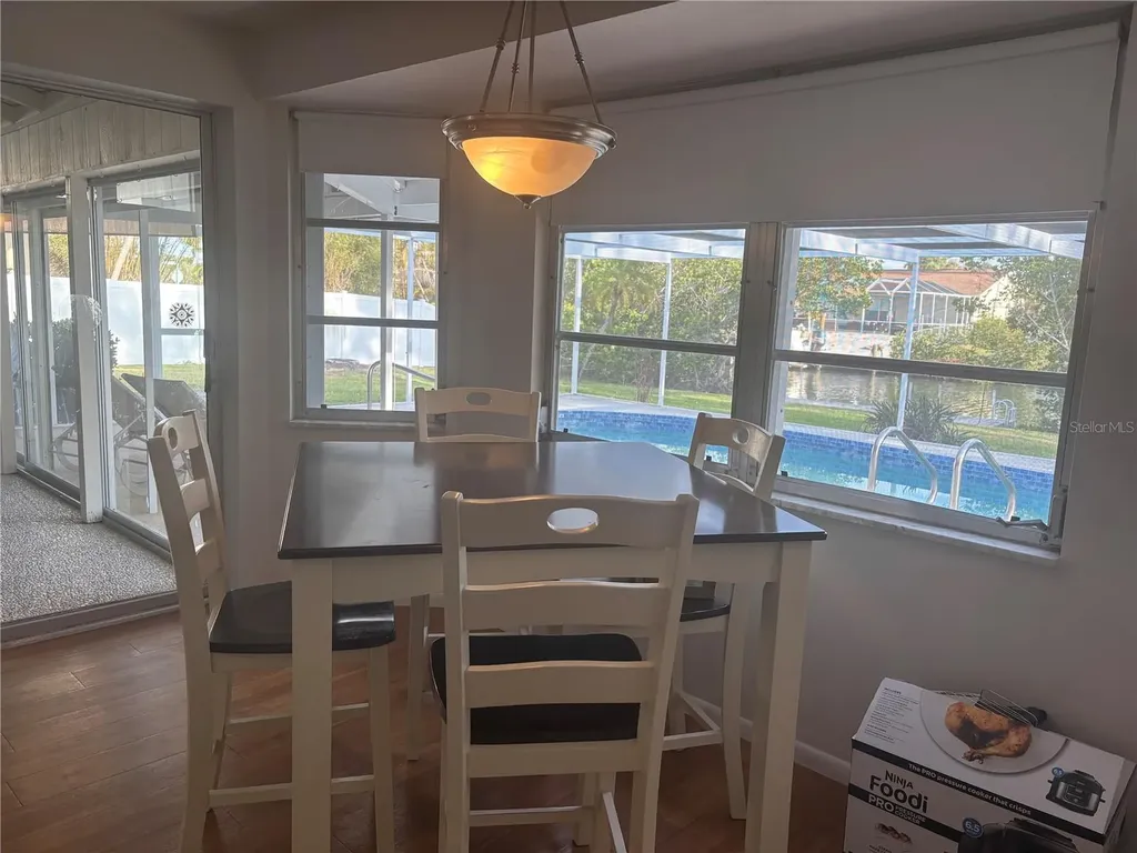 4411 Dolphin Lane Palmetto FL 34221