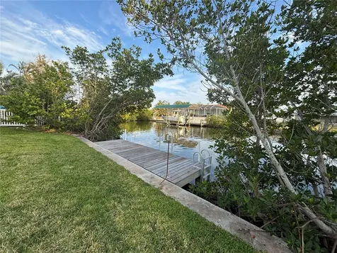 4411 Dolphin Lane Palmetto FL 34221