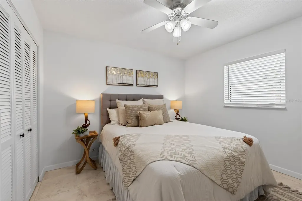 5031 N Beach Road Englewood FL 34223