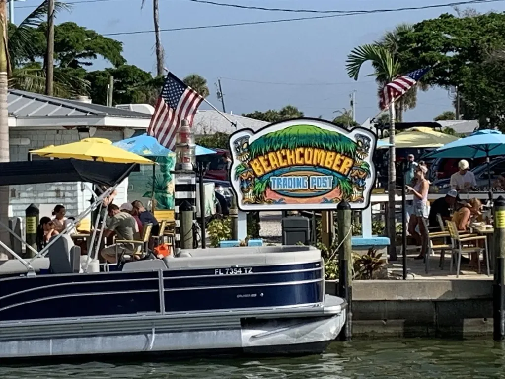 5031 N Beach Road Englewood FL 34223