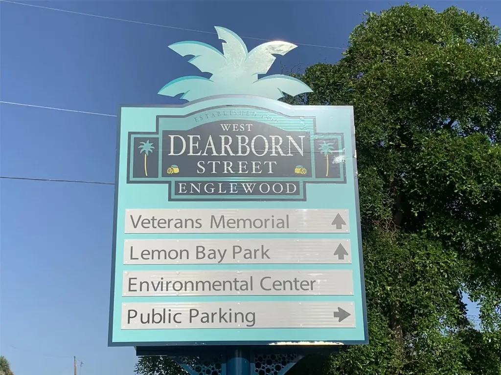 5031 N Beach Road Englewood FL 34223