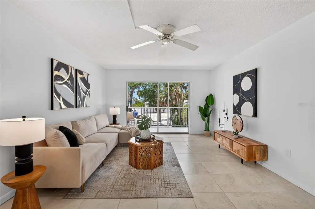 5031 N Beach Road Englewood FL 34223