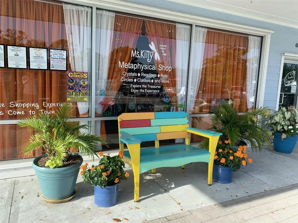 5031 N Beach Road Englewood FL 34223