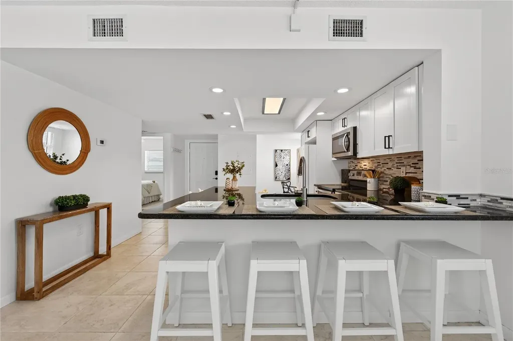 5031 N Beach Road Englewood FL 34223