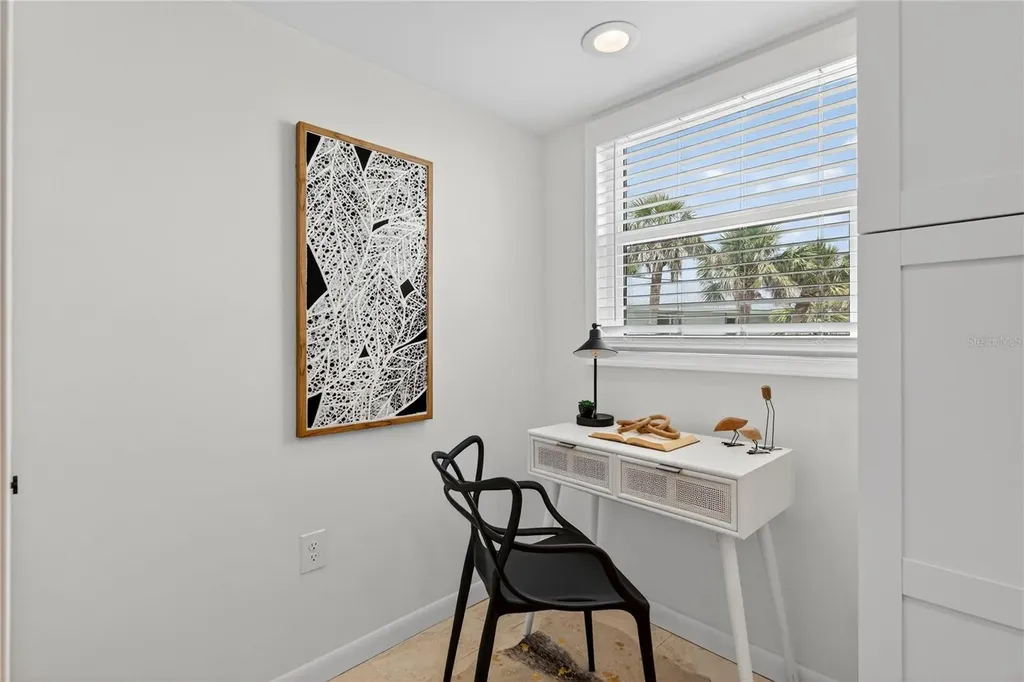 5031 N Beach Road Englewood FL 34223