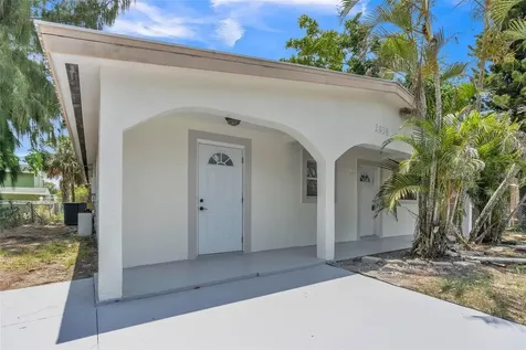 2938 Market Street Fort Myers FL 33916