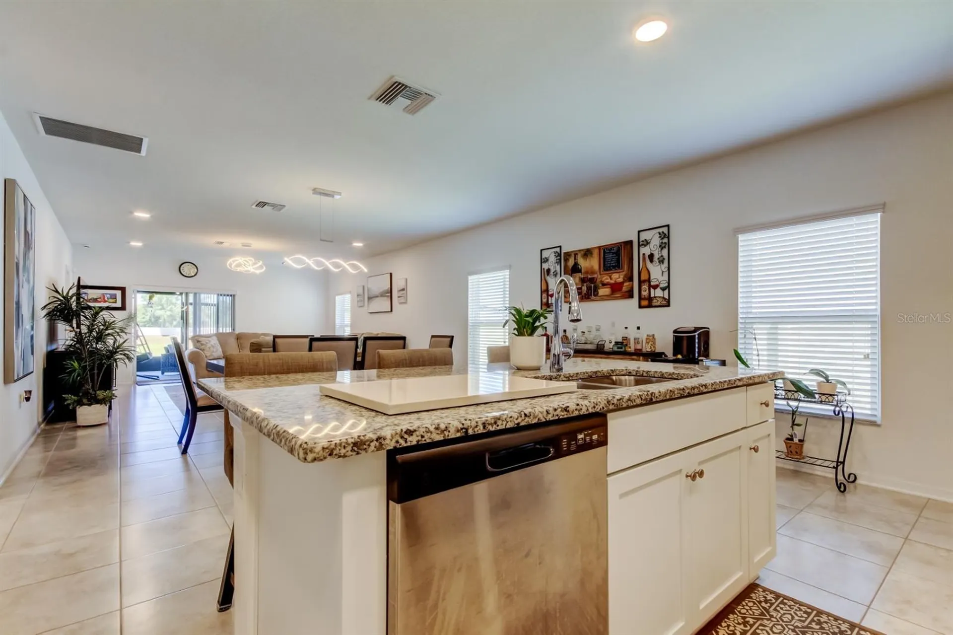 12407 Hilltop Farms Drive Dade City FL 33525