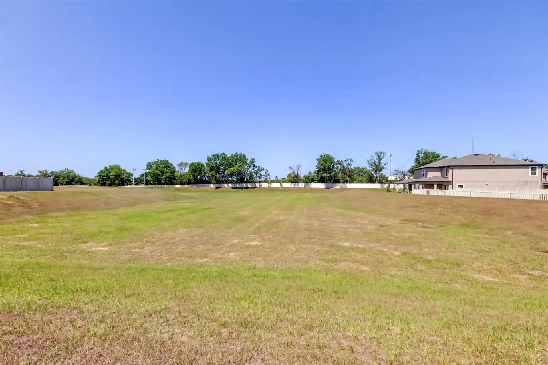 12407 Hilltop Farms Drive Dade City FL 33525