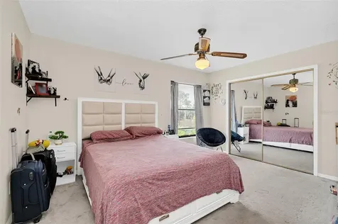 1612 Sandy Point Square Orlando FL 32807
