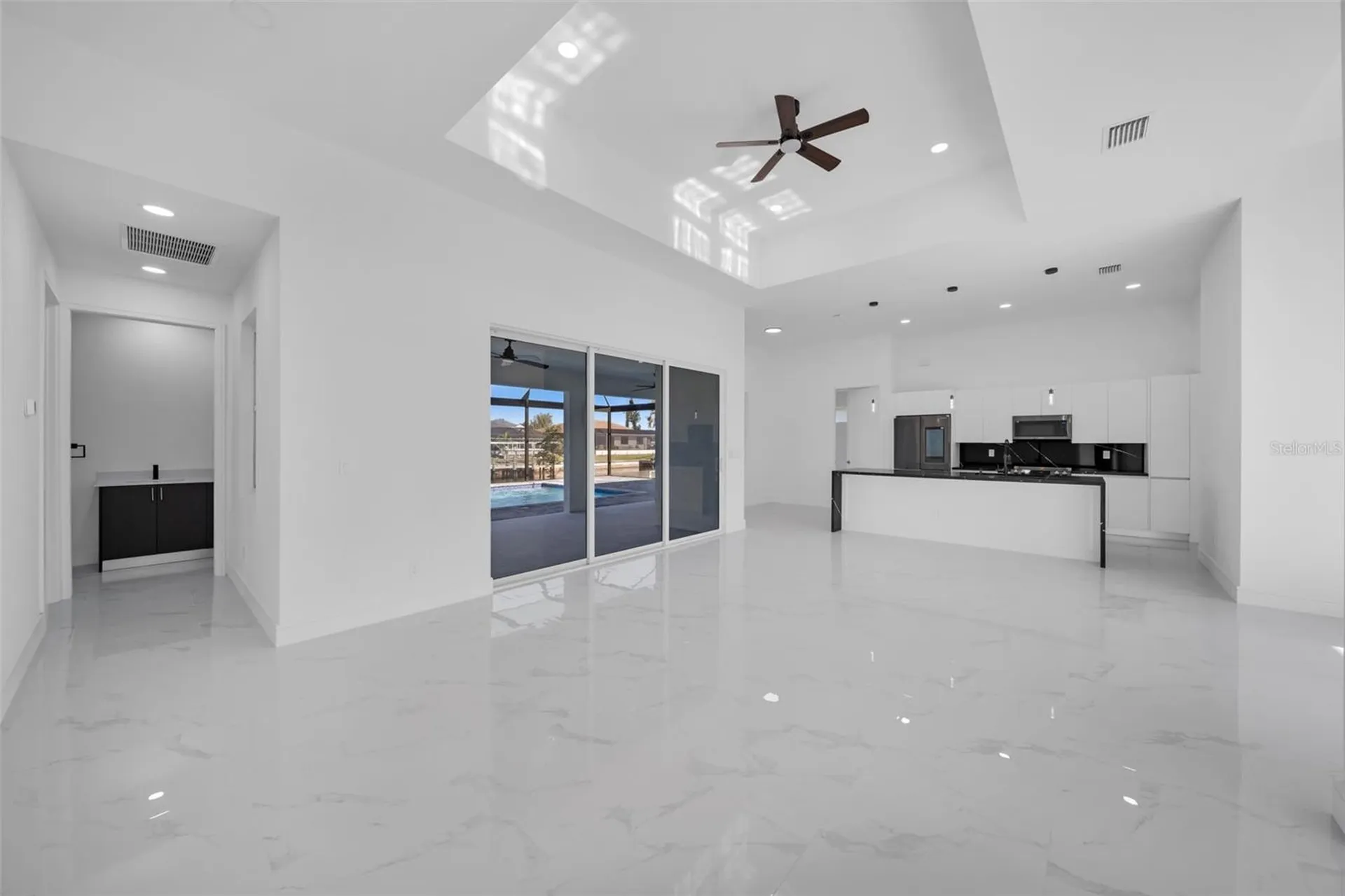 2813 NW 41st Avenue Cape Coral FL 33993