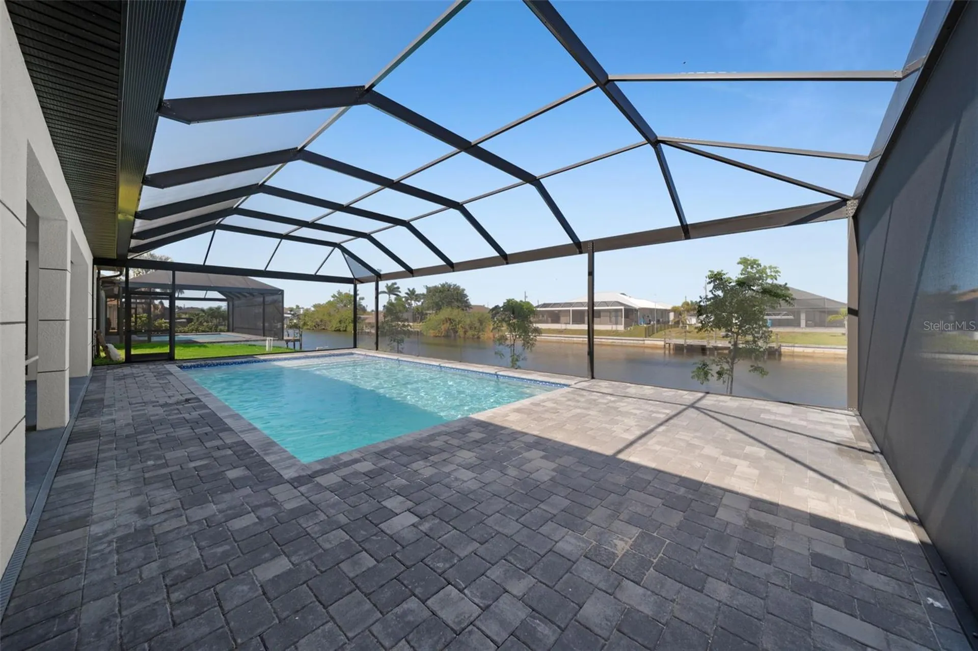 2813 NW 41st Avenue Cape Coral FL 33993