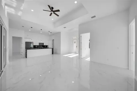 2813 NW 41st Avenue Cape Coral FL 33993