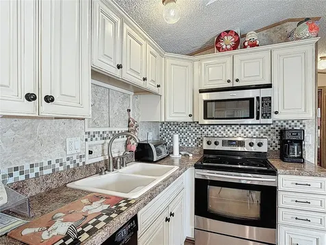 9000 Us Highway 192 Clermont FL 34714