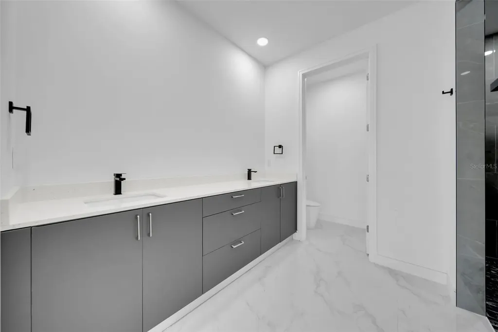 1234 NW 36th Avenue Cape Coral FL 33993