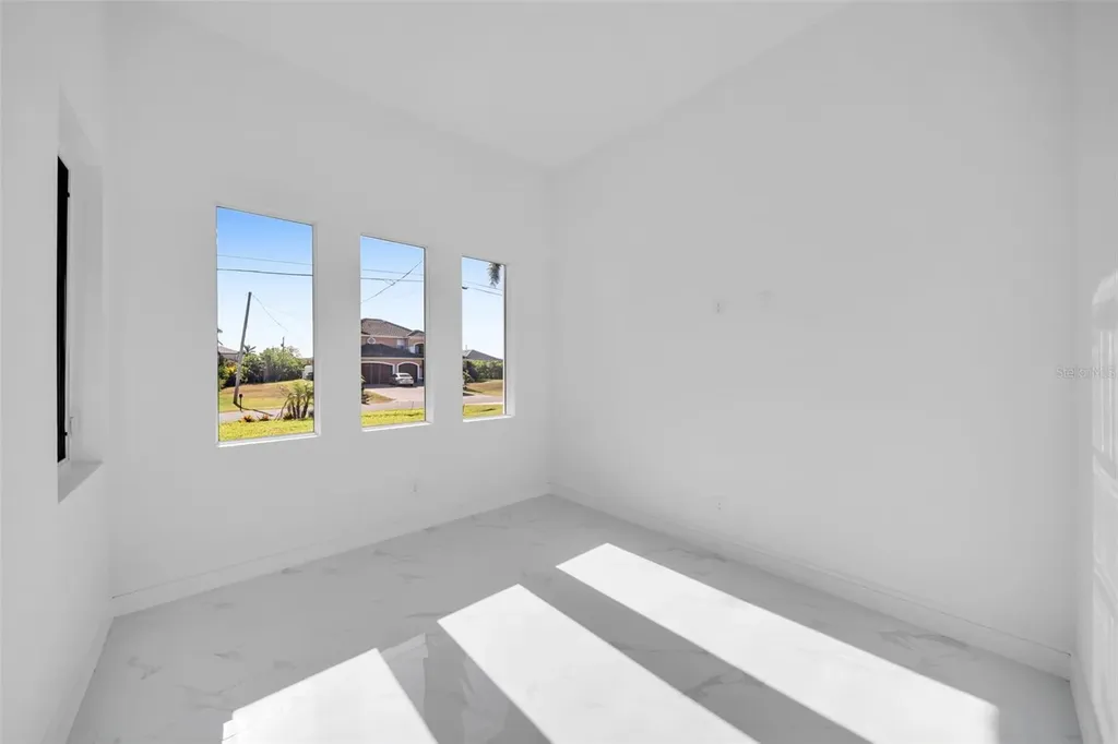 1234 NW 36th Avenue Cape Coral FL 33993