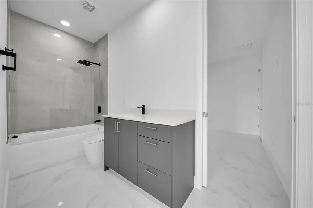 1234 NW 36th Avenue Cape Coral FL 33993