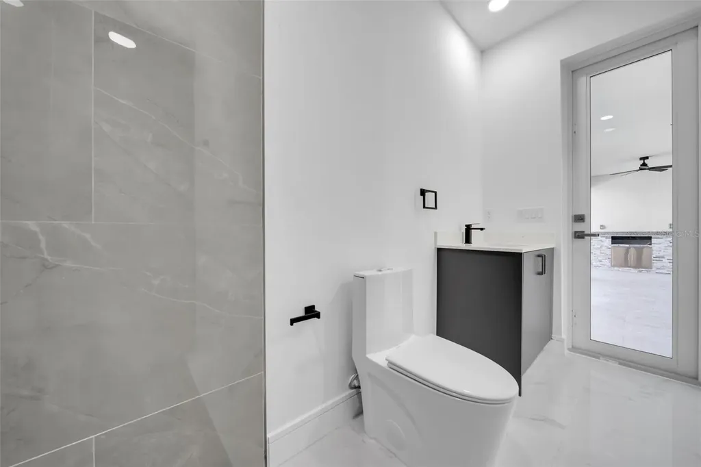 1234 NW 36th Avenue Cape Coral FL 33993