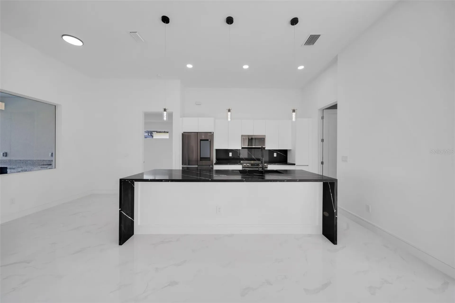 1234 NW 36th Avenue Cape Coral FL 33993