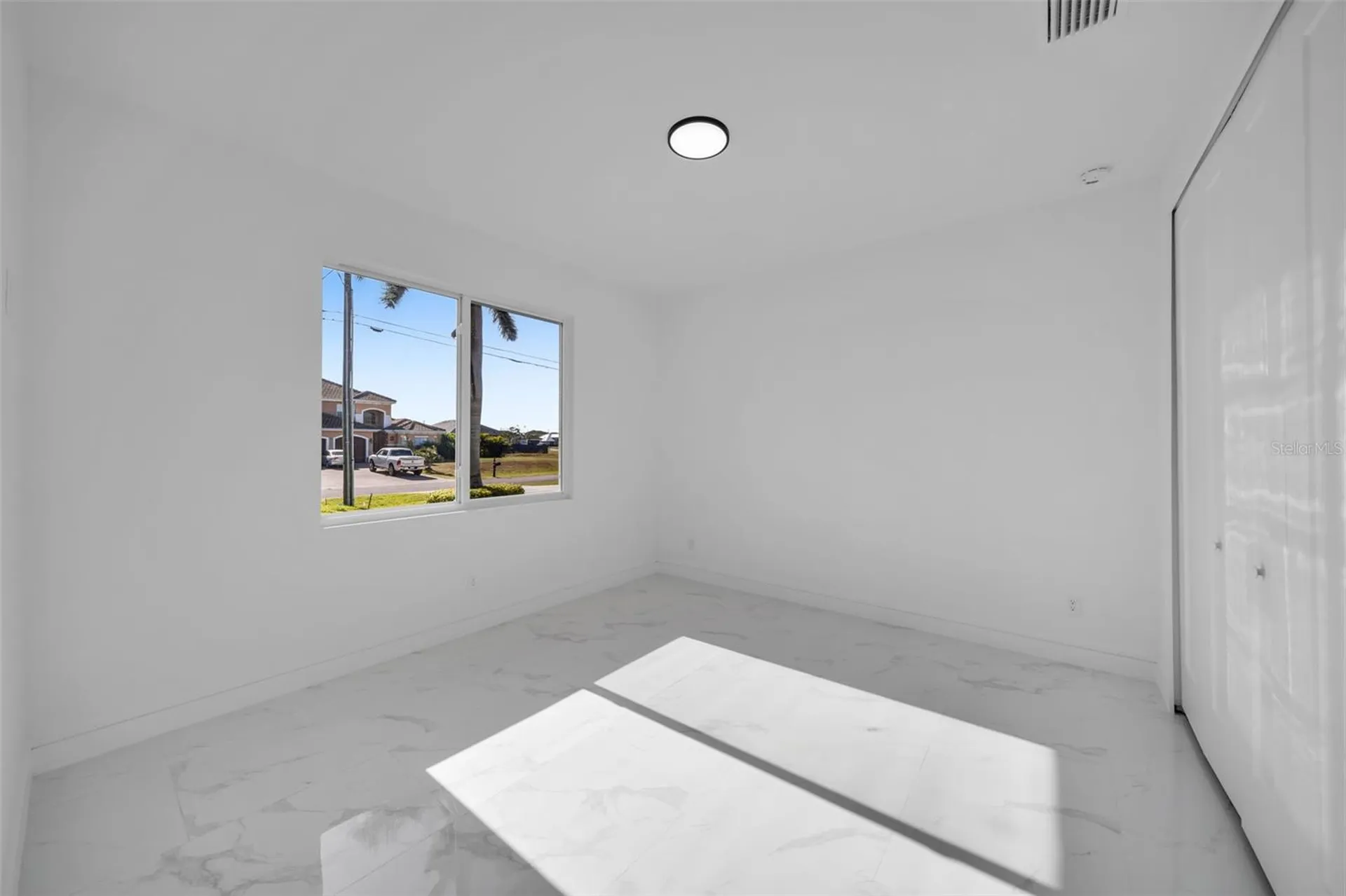 1234 NW 36th Avenue Cape Coral FL 33993