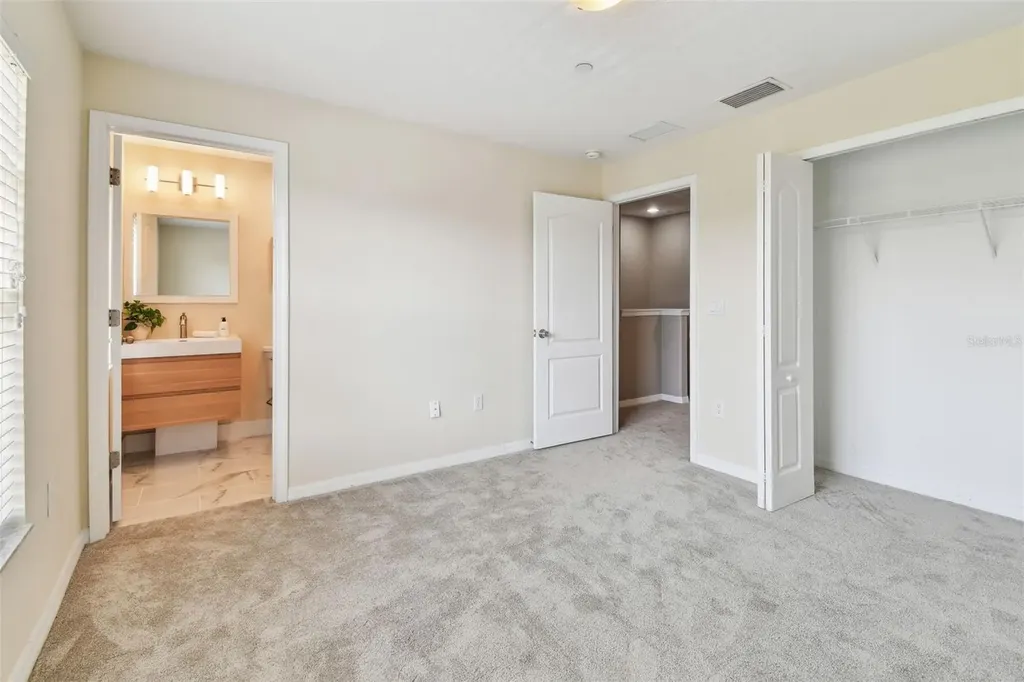 2547 Lexington Oak Drive Brandon FL 33511