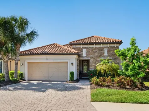 2525 Vaccaro Drive Sarasota FL 34231