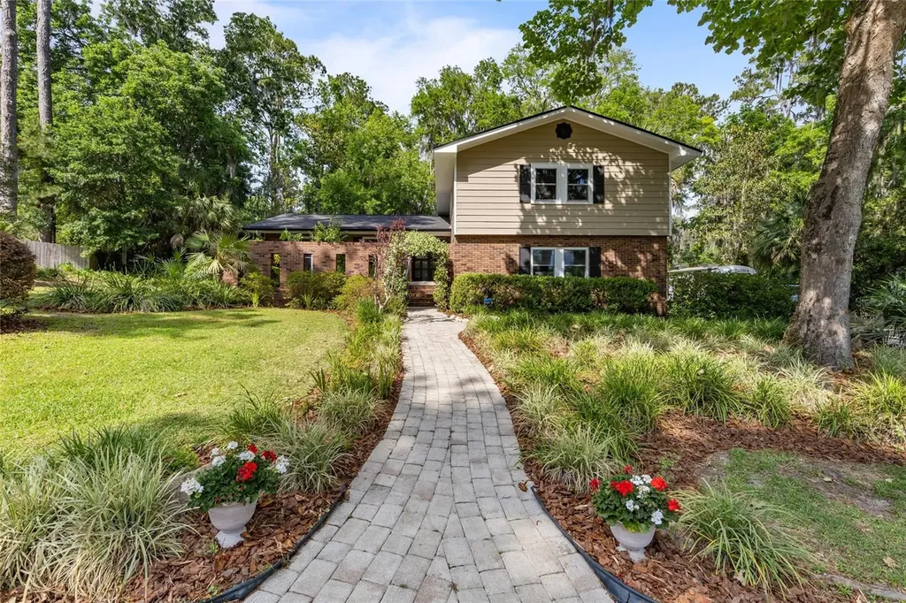 2036 NW 17th Lane Gainesville FL 32605