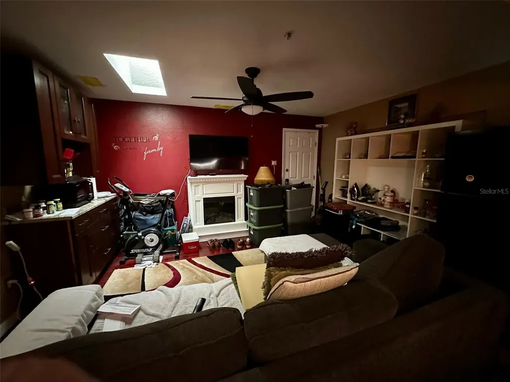 300 Broadview Avenue Altamonte Springs FL 32701