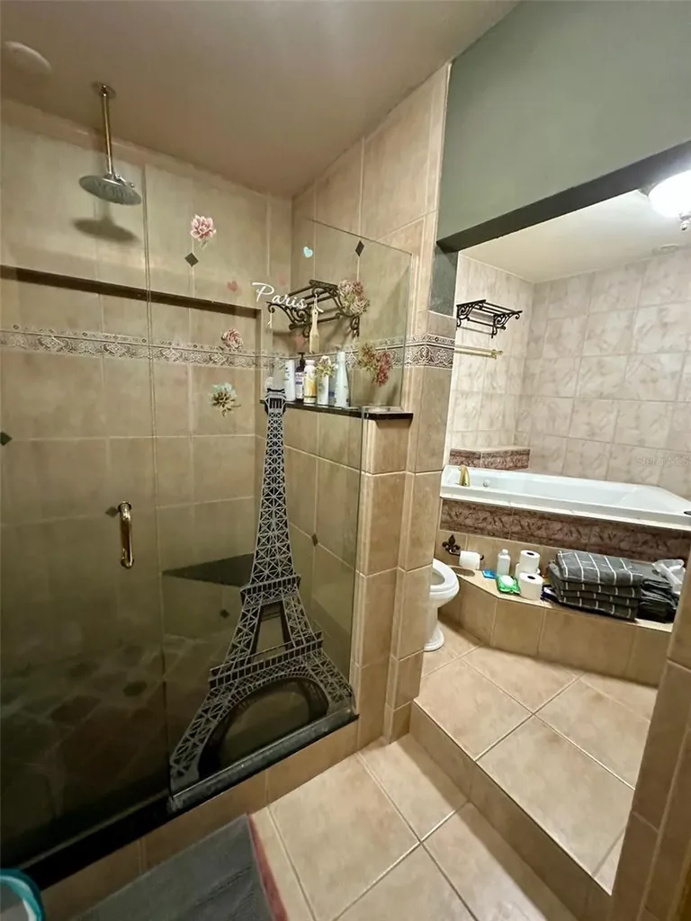 300 Broadview Avenue Altamonte Springs FL 32701