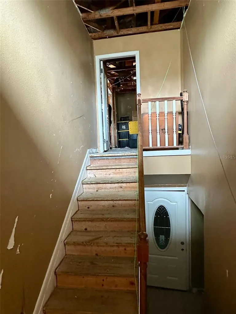 300 Broadview Avenue Altamonte Springs FL 32701