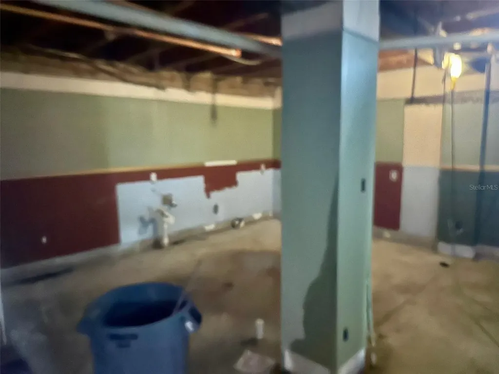 300 Broadview Avenue Altamonte Springs FL 32701