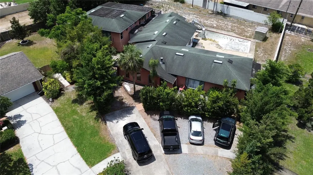 300 Broadview Avenue Altamonte Springs FL 32701