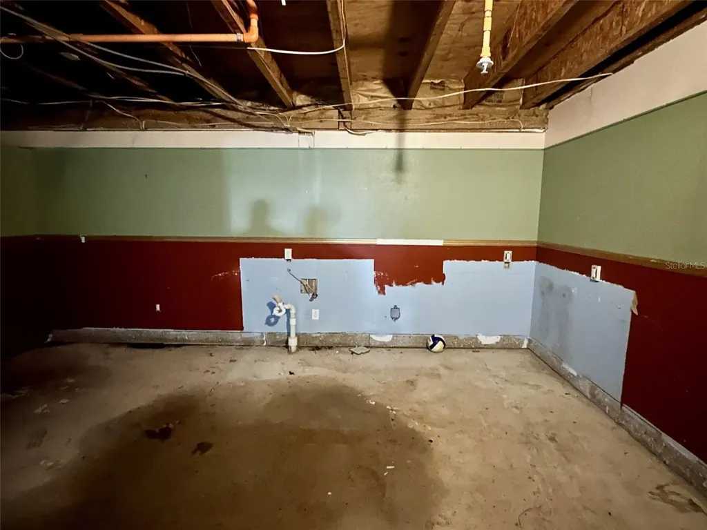 300 Broadview Avenue Altamonte Springs FL 32701