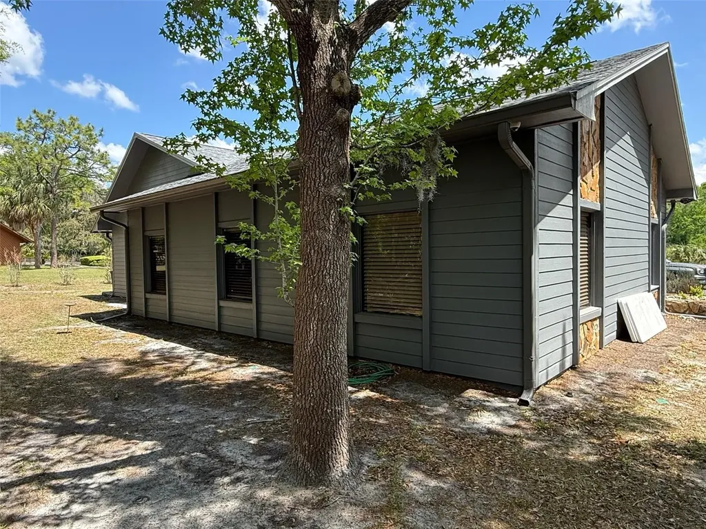 154 SE 7th Avenue Crystal River FL 34429