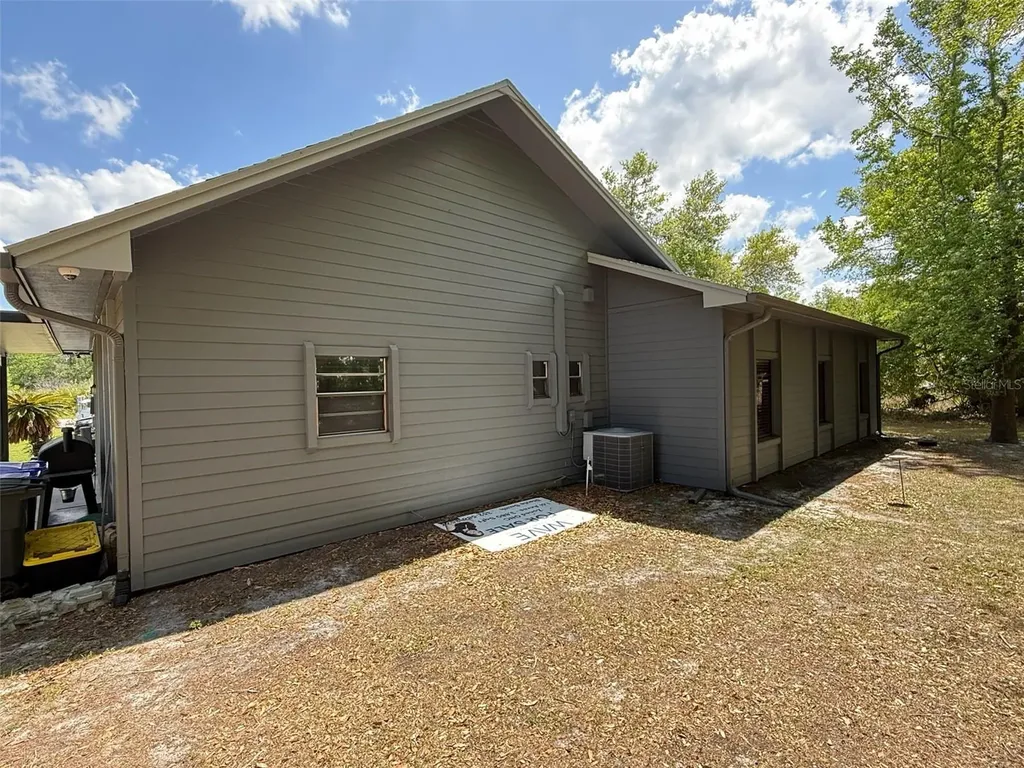 154 SE 7th Avenue Crystal River FL 34429