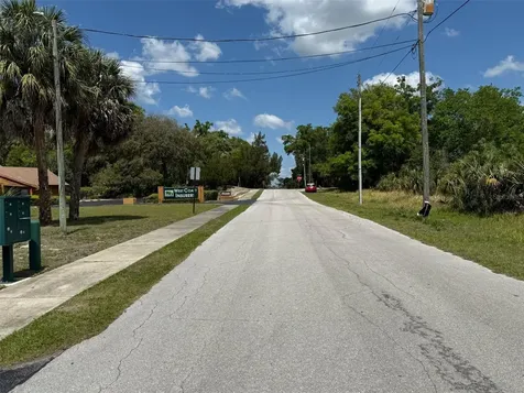 154 SE 7th Avenue Crystal River FL 34429