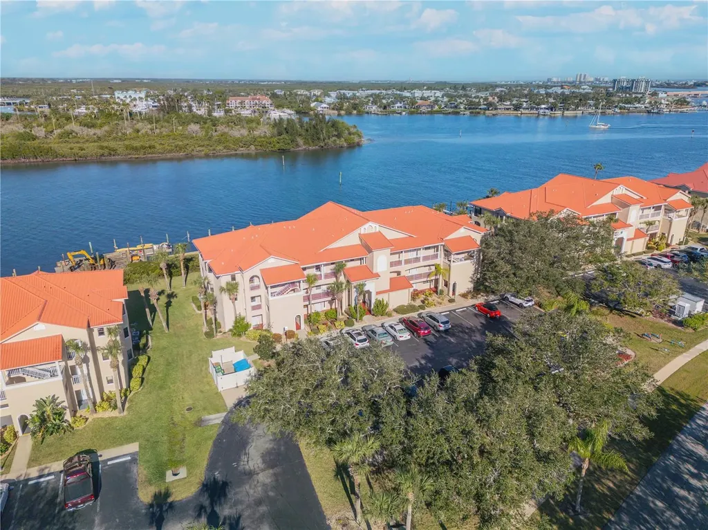 460 Bouchelle Drive New Smyrna Beach FL 32169