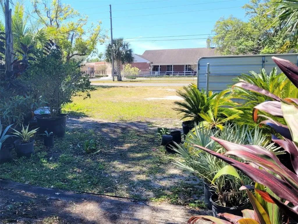 7513 Edgewater Drive Orlando FL 32810