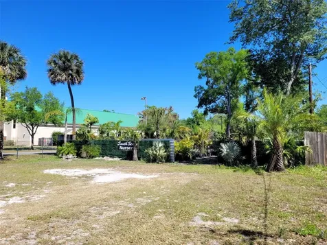 7513 Edgewater Drive Orlando FL 32810
