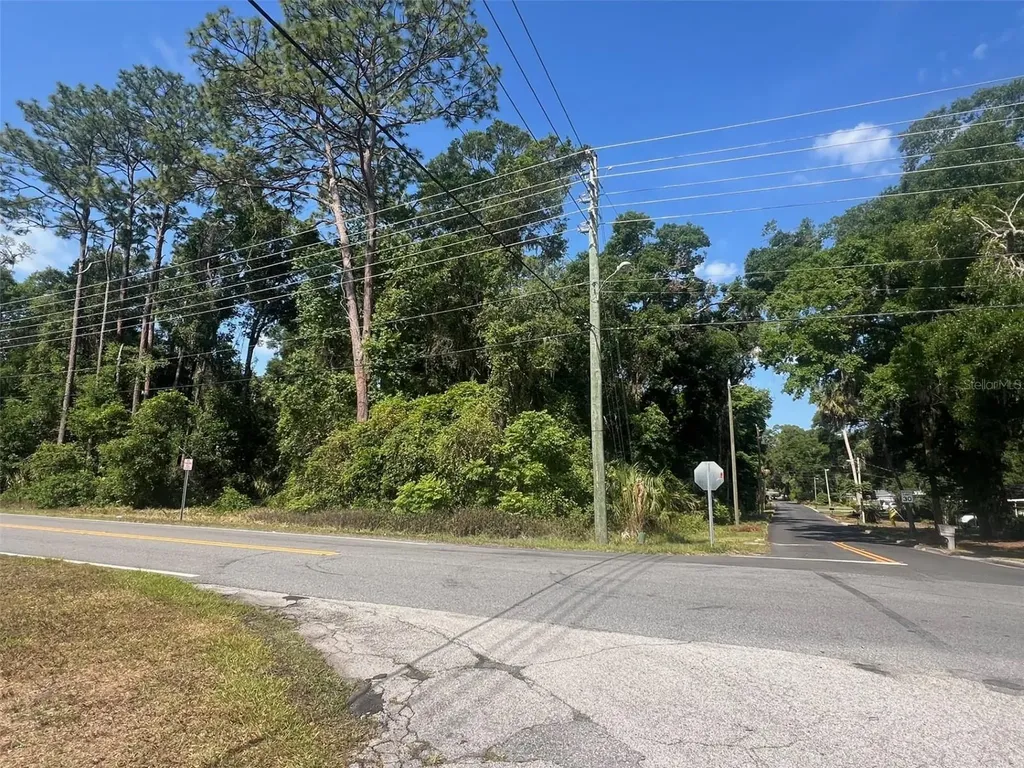 W Taylor Road Deland FL 32720